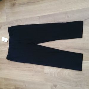 SPLENDID💥New💥Black Capri Leggings